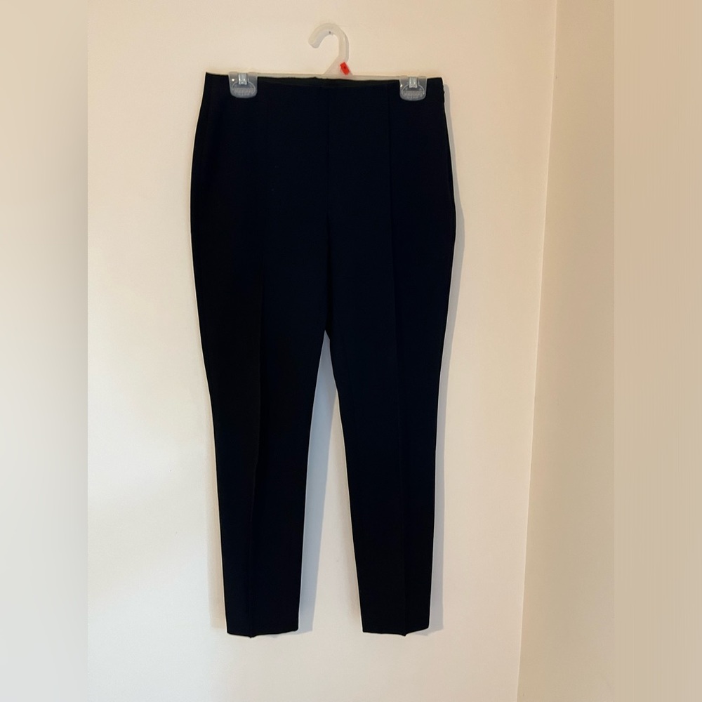 Vince Camuto Stretch Pintuck Dress Pants Black  Straight Leg, Ankle Pants Size 2